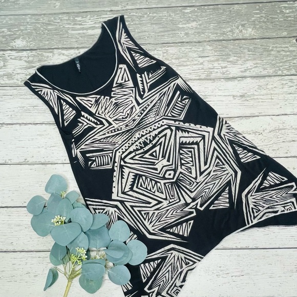 Edista Tops - Edista Geometric Tank Top